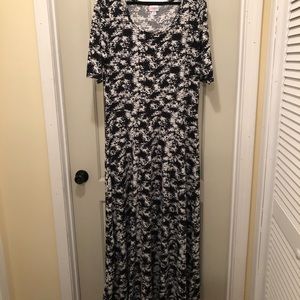 LuLaRoe Ana Women’s Dress (worn once)